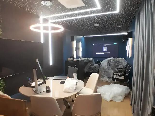Casa / Sobrado Comercial para Venda em Salvador/BA Caminho das Árvores
