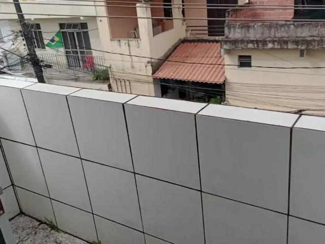 Casa / Sobrado Comercial para Venda em Salvador/BA Cosme de Farias 4 Quartos