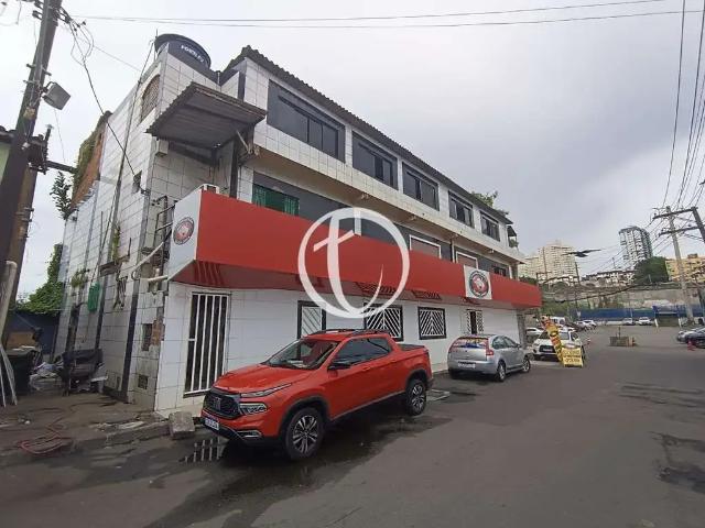 Casa / Sobrado Comercial para Venda em Salvador/BA Fazenda Grande do Retiro 6 Quartos