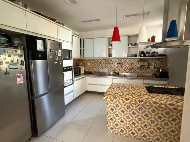 Casa / Sobrado Comercial para Venda em Salvador/BA Graça