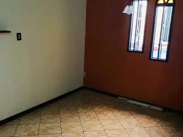 Casa / Sobrado Comercial para Venda em Salvador/BA IAPI 2 Quartos