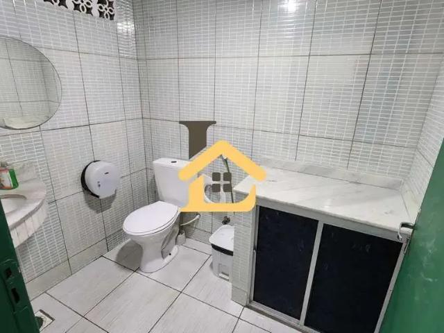 Casa / Sobrado Comercial para Venda em Salvador/BA Itapuã 15 Quartos