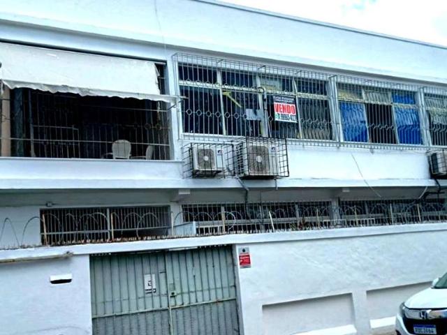 Casa / Sobrado Comercial para Venda em Salvador/BA Nazaré 5 Quartos