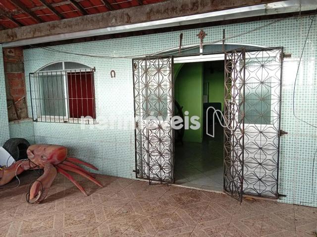 Casa / Sobrado Comercial para Venda em Salvador/BA Ribeira 4 Quartos