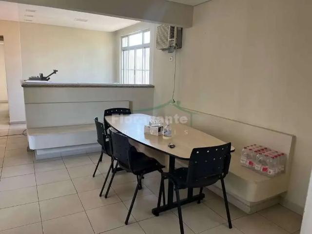 Casa / Sobrado Comercial para Venda em Santos/SP Gonzaga 1 Quartos