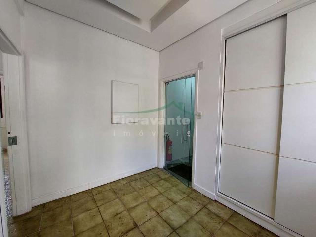 Casa / Sobrado Comercial para Venda em Santos/SP Vila Mathias