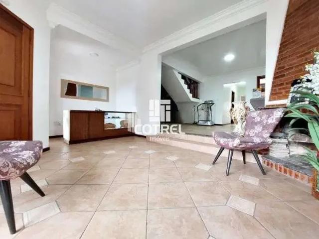 Casa / Sobrado Comercial para Venda em Santa Maria/RS Juscelino Kubitschek 7 Quartos