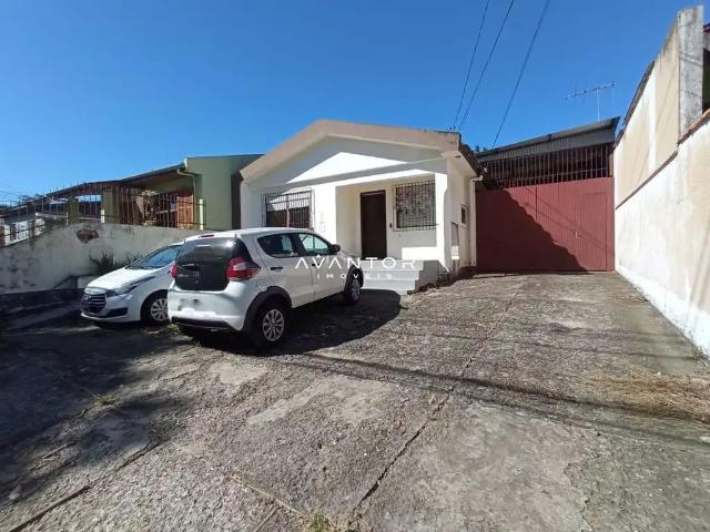 Casa / Sobrado Comercial para Venda em Santa Maria/RS Nossa Senhora de Lourdes 4 Quartos