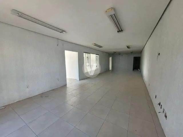 Casa / Sobrado Comercial para Venda em Santa Maria/RS Nossa Senhora do Rosário 3 Quartos