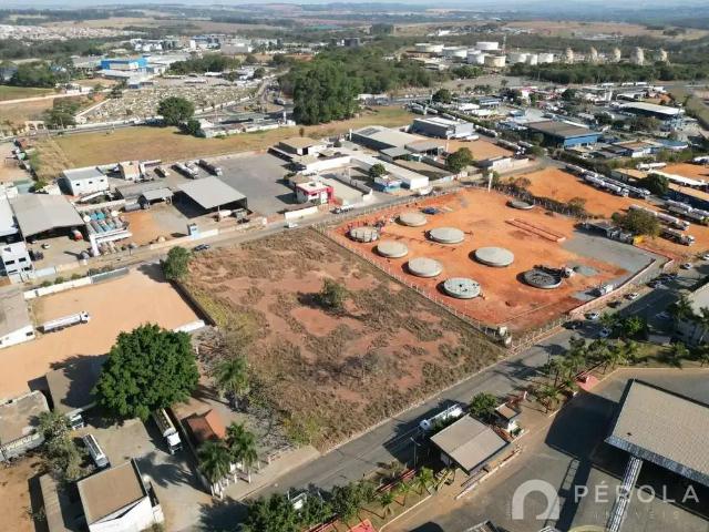 Casa / Sobrado Comercial para Venda em Senador Canedo/GO Residencial Jardim Canedo