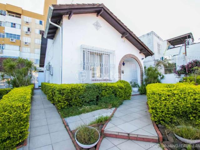 Casa / Sobrado Comercial para Venda em Porto Alegre/RS Coronel Aparício Borges 4 Quartos