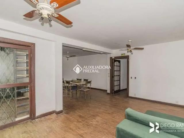 Casa / Sobrado Comercial para Venda em Porto Alegre/RS Farroupilha