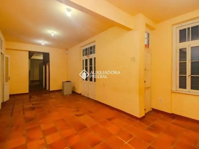 Casa / Sobrado Comercial para Venda em Porto Alegre/RS Floresta 4 Quartos