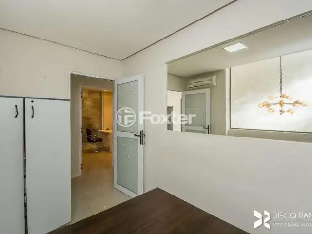 Casa / Sobrado Comercial para Venda em Porto Alegre/RS Moinhos de Vento 4 Quartos
