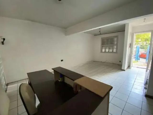 Casa / Sobrado Comercial para Venda em Porto Alegre/RS Moinhos de Vento 7 Quartos