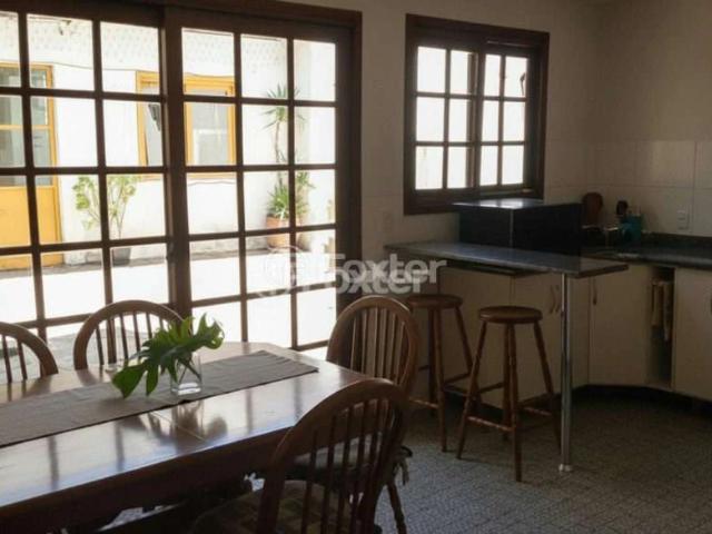 Casa / Sobrado Comercial para Venda em Porto Alegre/RS Santana 4 Quartos