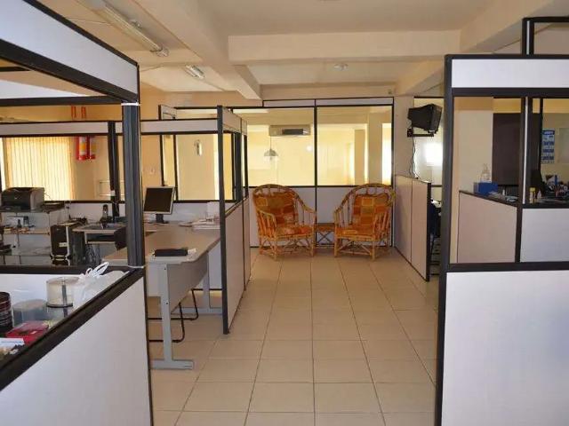 Casa / Sobrado Comercial para Venda em Porto Alegre/RS Partenon