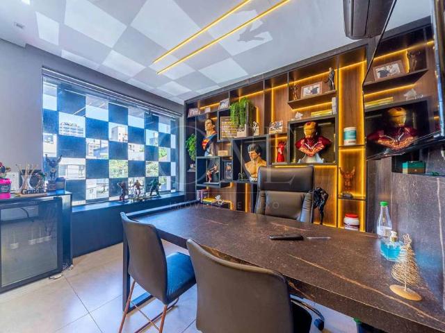Casa / Sobrado Comercial para Venda em Porto Alegre/RS Rio Branco