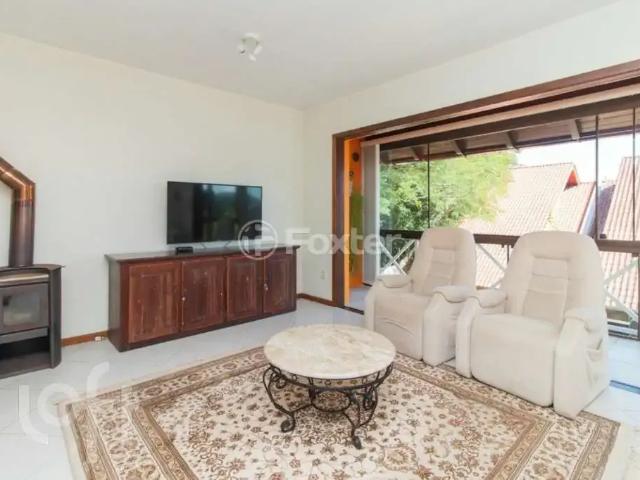 Casa / Sobrado Comercial para Venda em Porto Alegre/RS Tristeza 4 Quartos
