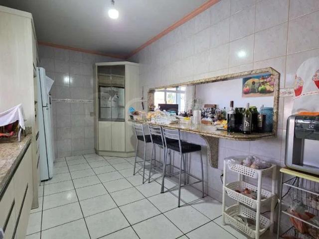Casa / Sobrado Comercial para Venda em Palhoça/SC Ponte do Imaruim 6 Quartos