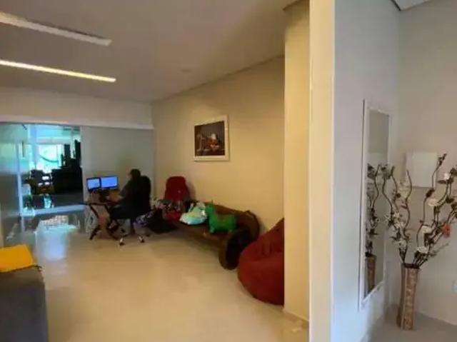 Casa / Sobrado Comercial para Venda em Paraibuna/SP Centro 4 Quartos