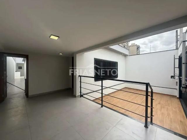 Casa / Sobrado Comercial para Venda em Piracicaba/SP Centro 2 Quartos
