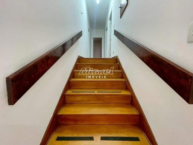Casa / Sobrado Comercial para Venda em Piracicaba/SP São Dimas 5 Quartos
