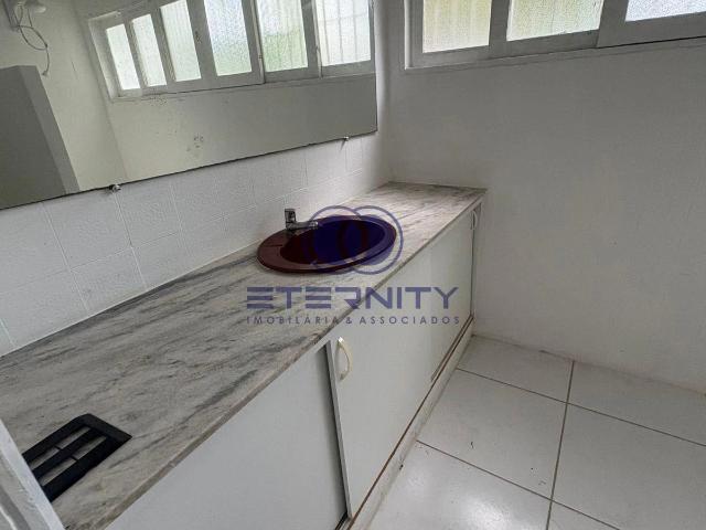 Casa / Sobrado Comercial para Venda em Recife/PE Casa Forte 5 Quartos