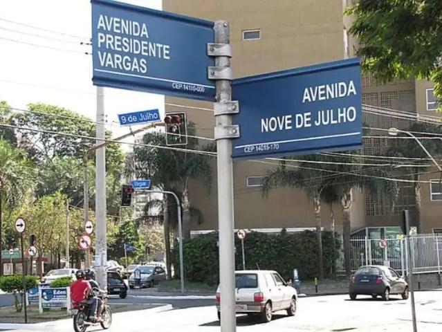 Casa / Sobrado Comercial para Venda em Ribeirão Preto/SP Vila Seixas