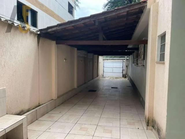 Casa / Sobrado Comercial para Venda em Rio de Janeiro/RJ Tanque