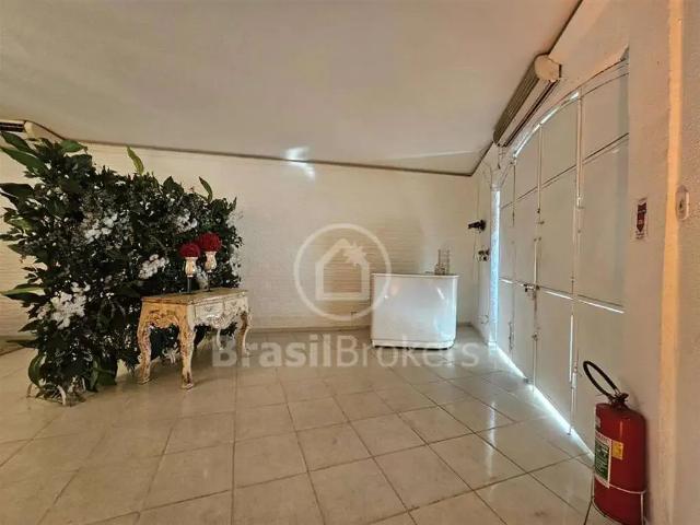 Casa / Sobrado Comercial para Venda em Rio de Janeiro/RJ Vila da Penha