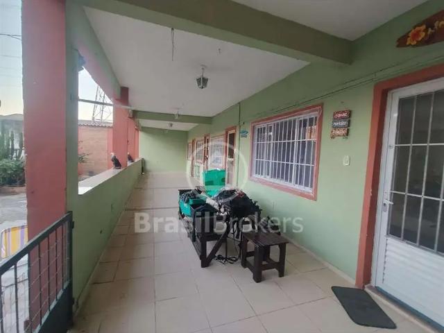 Casa / Sobrado Comercial para Venda em Rio de Janeiro/RJ Cascadura 3 Quartos