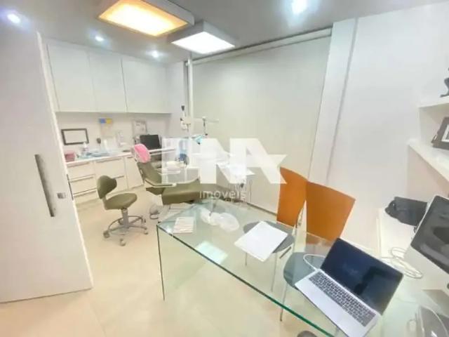 Casa / Sobrado Comercial para Venda em Rio de Janeiro/RJ Humaitá