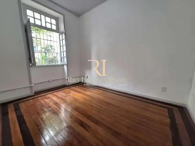 Casa / Sobrado Comercial para Venda em Rio de Janeiro/RJ Rio Comprido 4 Quartos