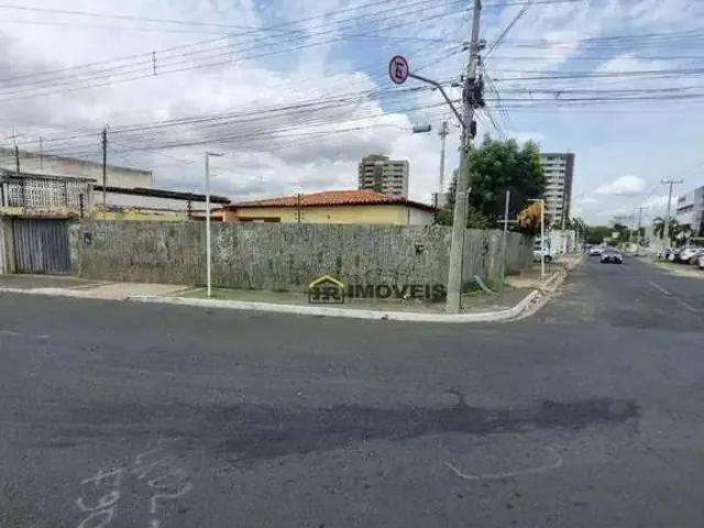 Casa / Sobrado Comercial para Venda em Teresina/PI Jóquei 3 Quartos