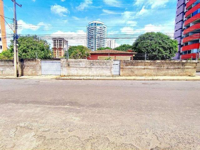 Casa / Sobrado Comercial para Venda em Teresina/PI Noivos 4 Quartos