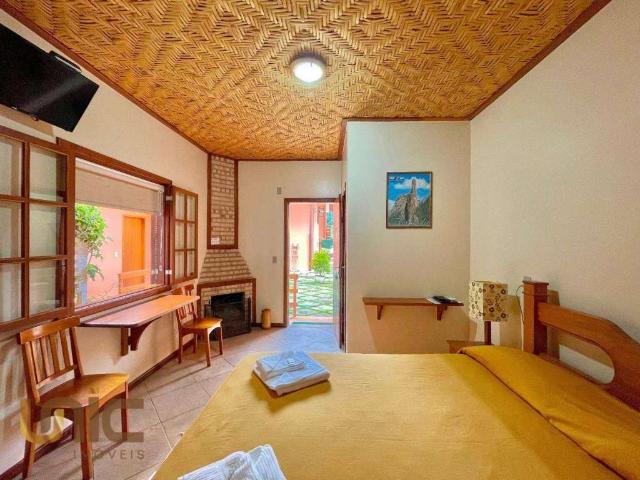 Casa / Sobrado Comercial para Venda em Teresópolis/RJ Albuquerque 14 Quartos