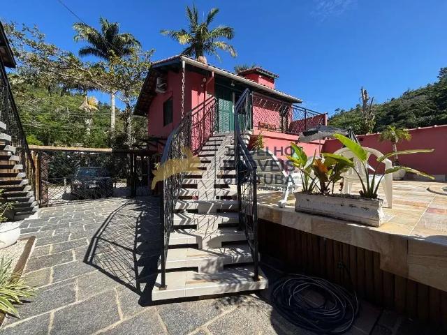 Casa / Sobrado Comercial para Venda em Ubatuba/SP Toninhas 16 Quartos