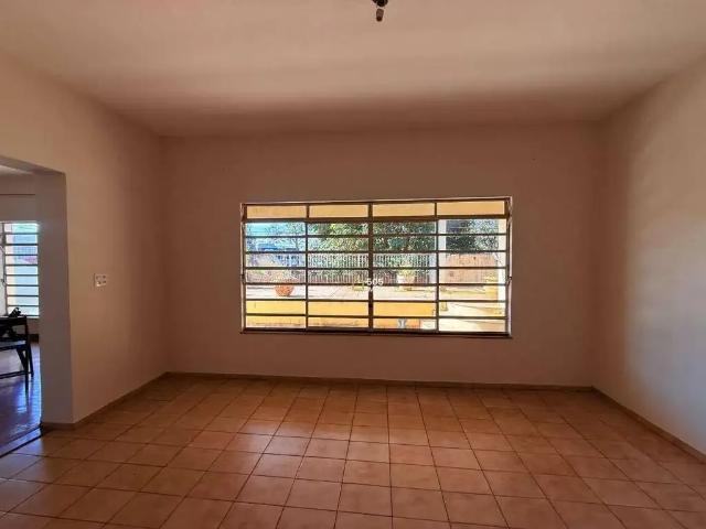 Casa / Sobrado Comercial para Venda em Valinhos/SP Vila Clayton 3 Quartos
