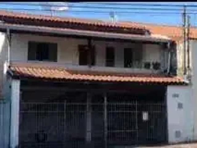 Casa / Sobrado Comercial para Venda em Valinhos/SP Vila Santana 4 Quartos