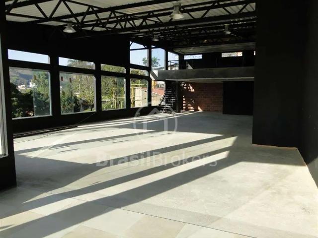 Casa / Sobrado Comercial para Venda em Vassouras/RJ Centro 2 Quartos