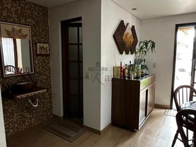 Casa Sobrado Campo São José 2 Dormitórios 125m²