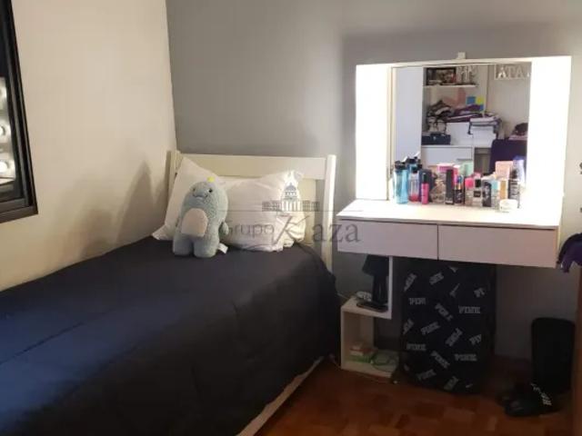 Casa Sobrado Chácara Santo Antônio 3 Dormitórios 146m²