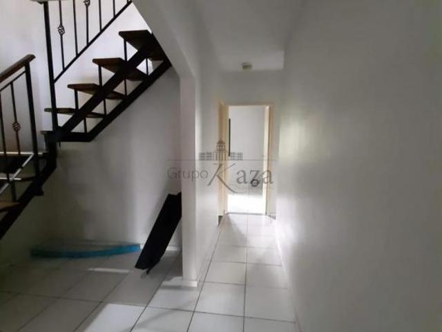 Casa Sobrado Cidade Vista Verde 5 Dormitórios 217,16m²