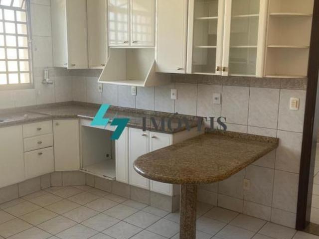 CASA SOBRADO A VENDA 263m² 3 DORMS/1SUITE VILA GALVÃO JUNDIAI S.P