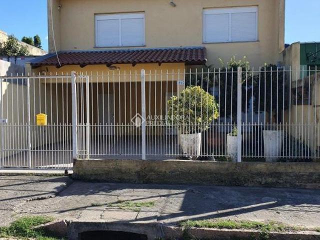 Casa sobrado à Venda 2 quartos 2 suítes bairro Sarandi