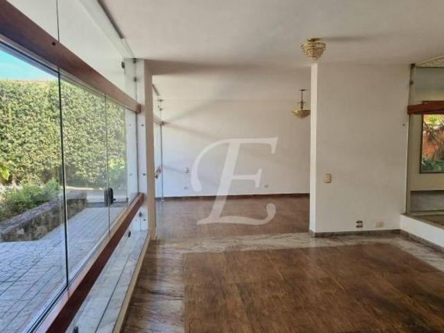 Casa, Sobrado. A VENDA. alto padrão com 792m², 4 quartos, 2 suítes, 4 vagas subsolo. Interlagos &