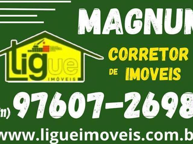 Casa sobrado à venda com 200m², 4 Suítes e 4 vagas Butantã