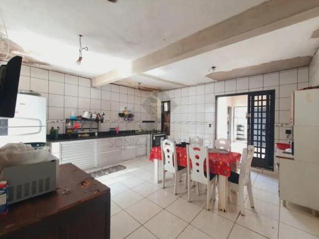 Casa sobrado à venda com 54,40 m² no Jardim Irajá Ribeirão Preto/SP