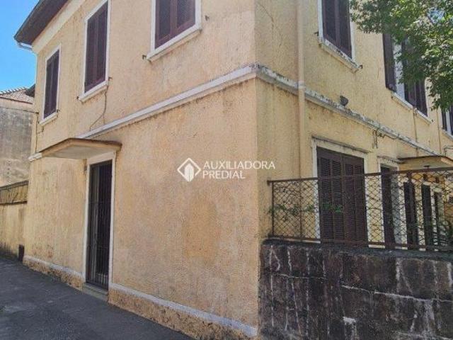Casa Sobrado à venda em Porto Alegre